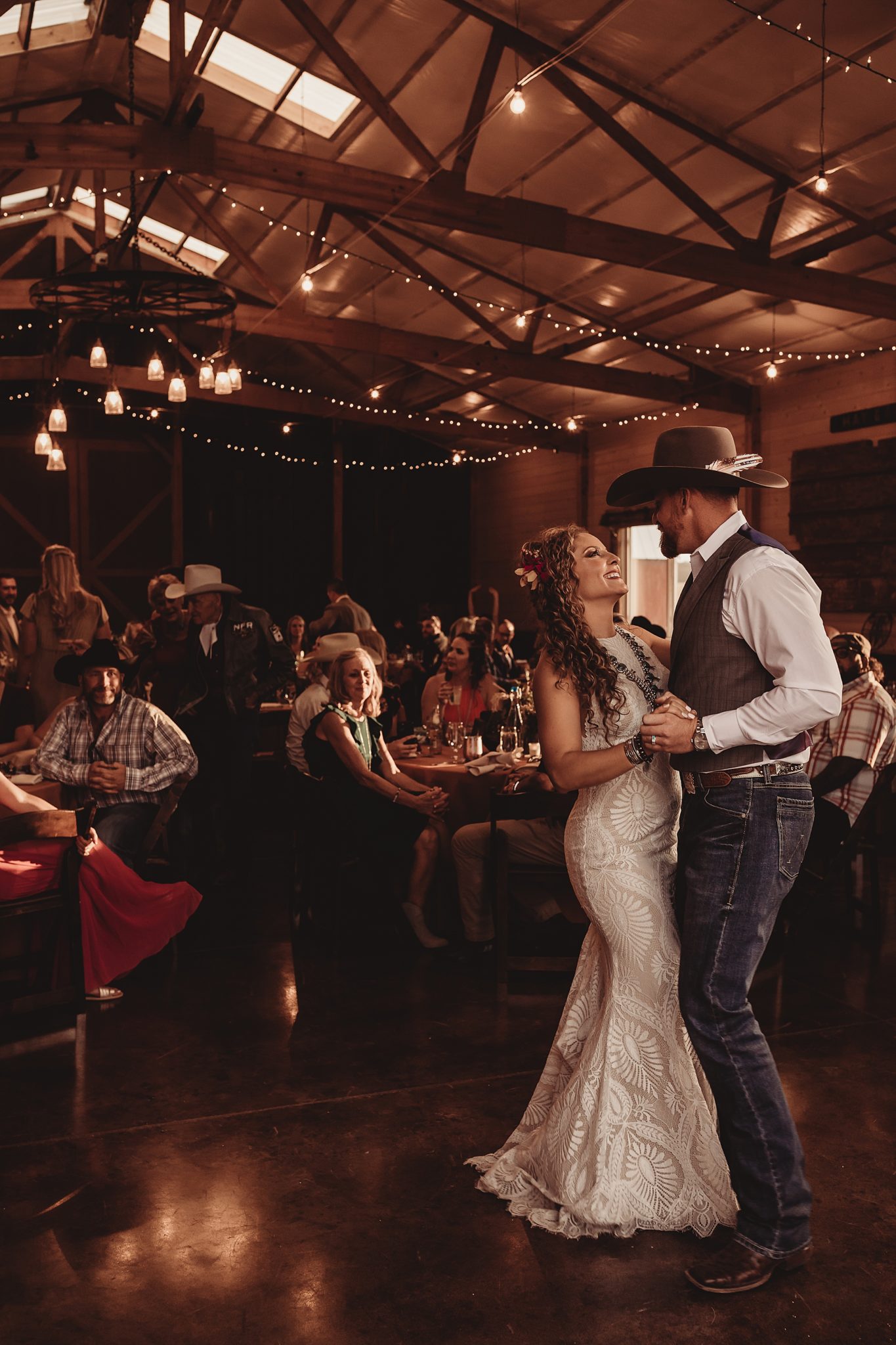 Modern Cowboy Styles Western Weddings Native Roaming Photography 8778